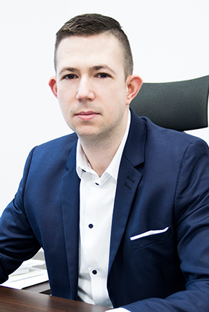 ADAM SKORUPA